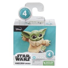 فیگور 5 سانتی بیبی یودا Baby Yoda درحال برف بازی, image 3