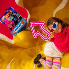 عروسک 2 تایی LOL Surprise سری OMG Movie Magic مدل Tough Dude و  Pink Chick, image 9