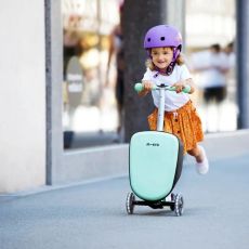 اسکوتر چمدانی جمع شو نعنایی Micro با چرخ های چراغ دار, image 2