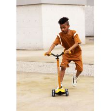 اسکوتر مکسی دلوکس پرو Micro با چرخ های چراغ دار مدل زرد آفتابی, تنوع: MMD041-Yellow, image 3
