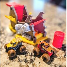 ست بازی Monster Jam Mini Jams مدل Earthshaker Boneyard Blaster, image 2