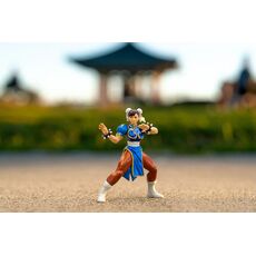 ماشین فلزی مزدا 1993 مدل RX-7 و فیگور فلزی Chun-Li با مقیاس 1:24, تنوع: 253255062-ChunLi, image 6