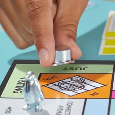 بازی فکری مونوپولی Monopoly اورجینال مدل کلاسیک به همراه نگهدارنده, image 4