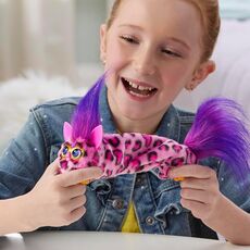 عروسک پولیشی رباتیک DJ فربی کوچولو DJ Furblets Furby مدل Kitt Ee Luv, تنوع: G1785-Kitt Ee Luv, image 2