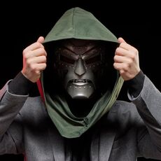 کلاه ویژه دکتر دوم در مقیاس 1:1 سری Marvel Legend, image 