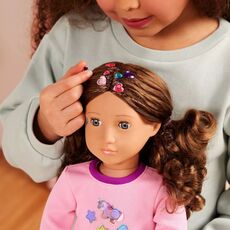 عروسک 46 سانتی OG مدل Finley همراه با اکسسوری و کتاب استیکر, image 2