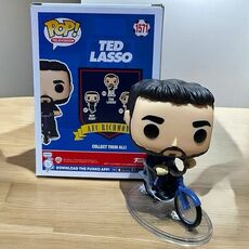 فیگور 9 سانتی فانکو پاپ روی کنت (1571), image 2