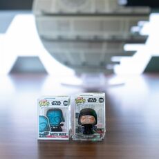 استند نگهدارنده فیگورهای بیتی پاپ به همراه دو فیگور جنگ ستارگان, image 9