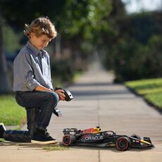 ماشین کنترلی فرمول یک ردبول RB19 مکس فرستاپن با مقیاس 1:10 Maisto, تنوع: 82772-Red Bull, image 