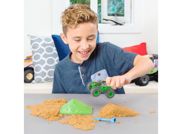 ماشین Monster Jam Dirt مدل Grave Digger همراه با Kinetic Sand, image 2