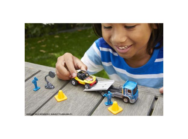 پک تریلر و ماشین Match Box سری Hitch and Haul مدل MBX Flatbed King, image 2