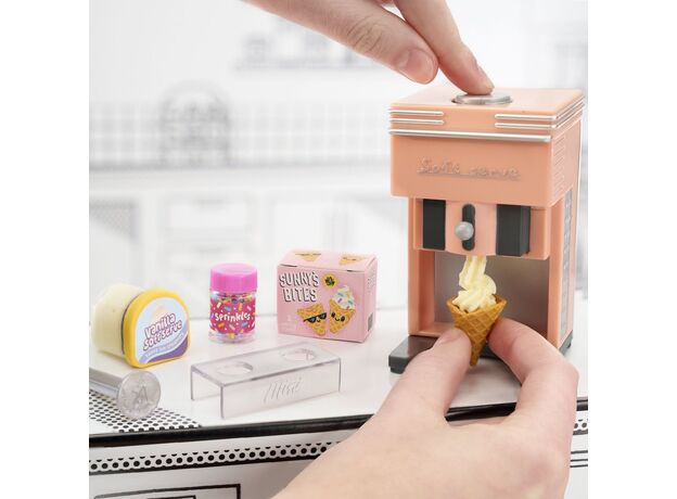 پک سورپرایزی Miniverse مدل Make It Mini Appliances سری 2 مدل بستنی ساز, تنوع: 523444-soft serve, image 2