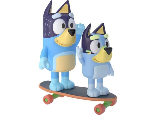 پک 2 تایی فیگور های بلویی و بندیت همراه با اسکیت برد, image 4