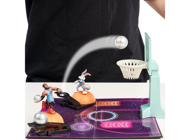 بازی بسکتبال shoot & score همراه با لبران جیمز و باگز بانی, image 4