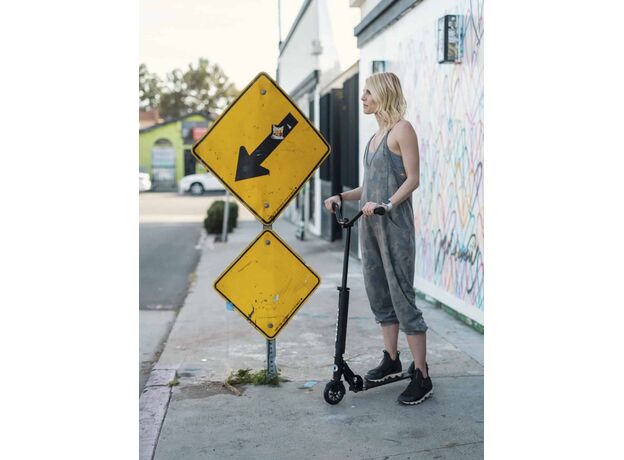 اسکوتر اسپرایت دلوکس جمع شو مایکرو Micro با بدنه چراغ دار مشکی, تنوع: SA0200-Black, image 5