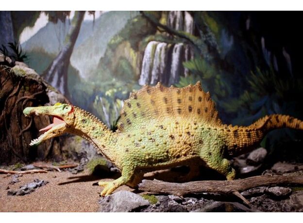 اسپینوسور - در حال راه رفتن, image 4