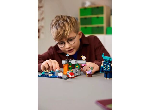 لگو ماینکرافت مدل مواجهه با نگهبان (21274), image 2