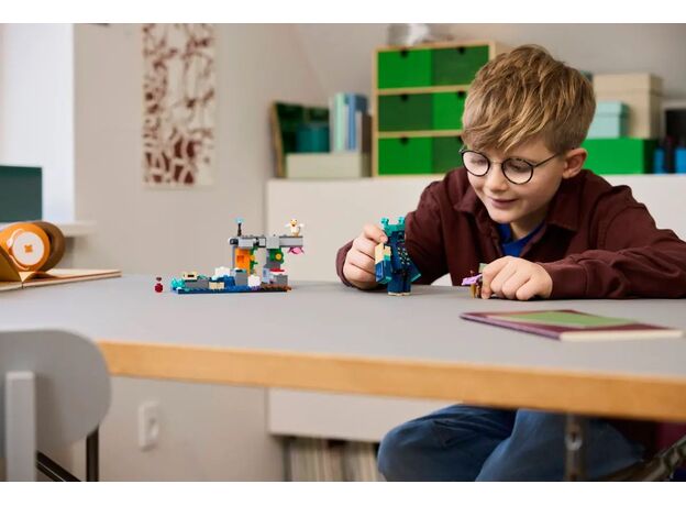 لگو ماینکرافت مدل مواجهه با نگهبان (21274), image 3