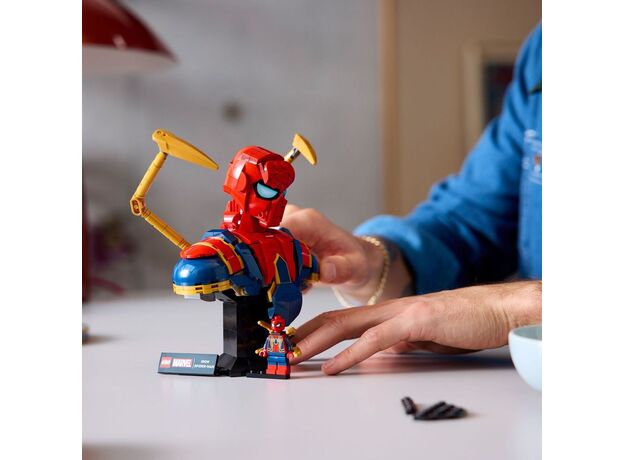 لگو مارول مدل تندیس نیم تنه آیرون اسپایدر (76326), image 3