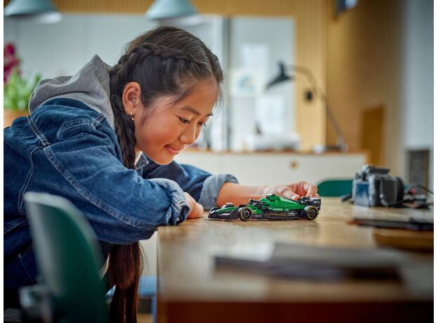 لگو اسپید چمپیونز مدل ماشین مسابقه ای فرمول 1 استون مارتین آرامکو AMR24 (77245), image 4