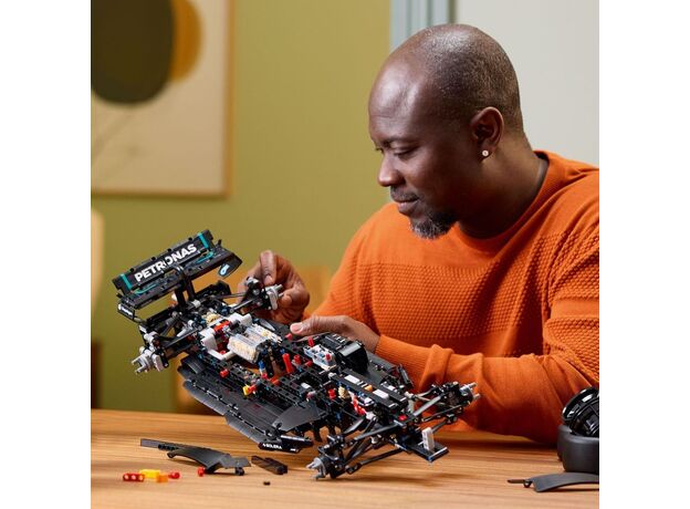 لگو تکنیک مدل مرسدس ای‌ ام‌ جی F1 W14 ای پرفورمنس عقب‌کش (42171), image 3