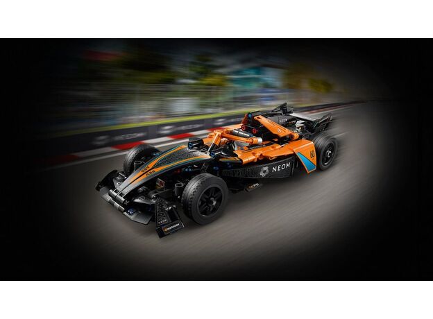 لگو تکنیک مدل ماشین مسابقه‌ ای فرمول E نئوم مک ‌لارن عقب کش (42169), image 6