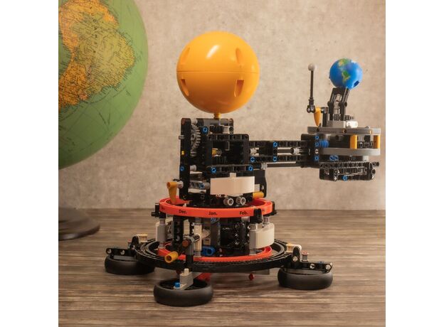 لگو تکنیک مدل سیاره زمین و ماه در مدار (42179), image 13