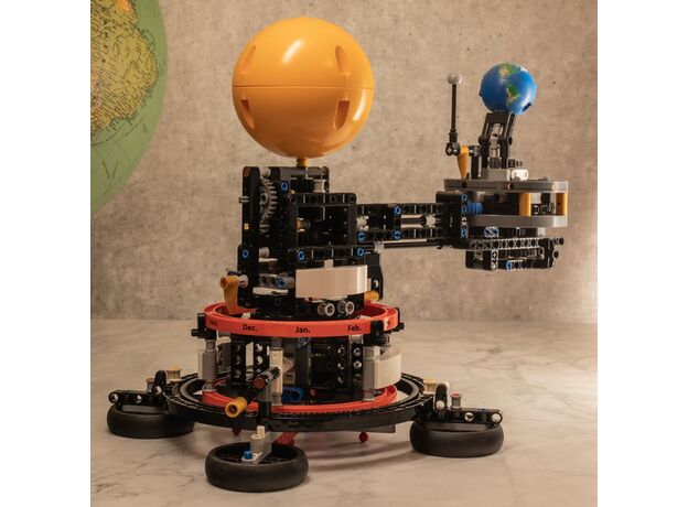 لگو تکنیک مدل سیاره زمین و ماه در مدار (42179), image 14