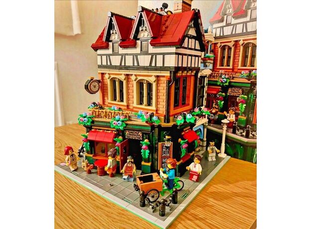 لگو آیکونز مدل ساختمان تودور (10350), image 19