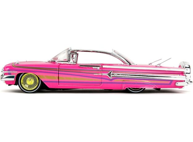 ماشین فلزی شورلت ایمپالا سری Pink Slips مدل صورتی با مقیاس 1:24, image 6