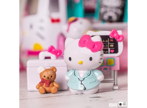 ست هلیکوپتر و آمبولانس Hello Kitty به همراه 6 فیگور, image 6