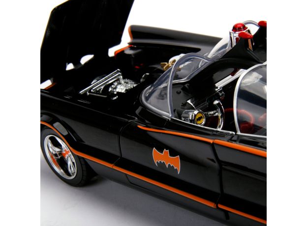 ماشین کلاسیک Batmobile و فیگورهای فلزی رابین و بتمن با مقیاس 1:18 به همراه افکت نوری, image 3